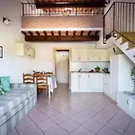 Borgo شقة فندقية فادا