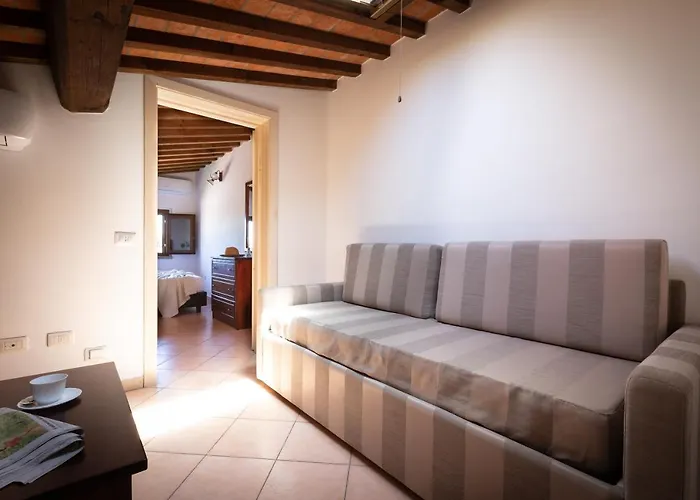 Aparthotel Borgo Vada