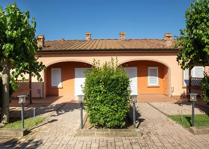 Aparthotel Borgo Vada