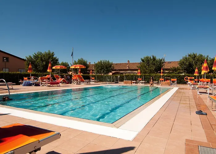 Aparthotel Borgo Vada